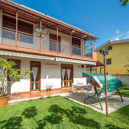 Villa Elegante Con Giardino Tra Catania Ed Etna *