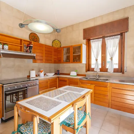 Villa Elegante Con Giardino Tra Catania Ed Etna *